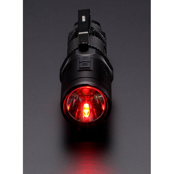 Nitecore EA11 torch