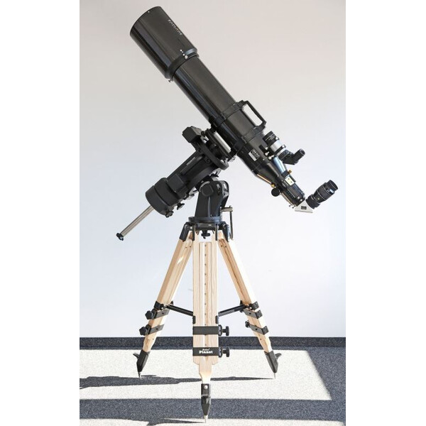 Berlebach Planet tripod with smooth support area