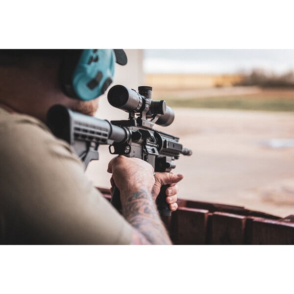 HAWKE Riflescope Vantage 30 WA IR 1-8x24 Circle Dot (8x)