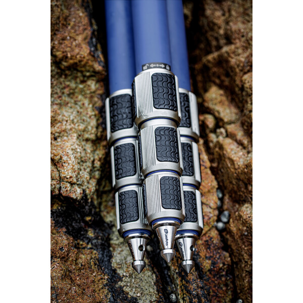 Leofoto Carbon tripod LP-324C