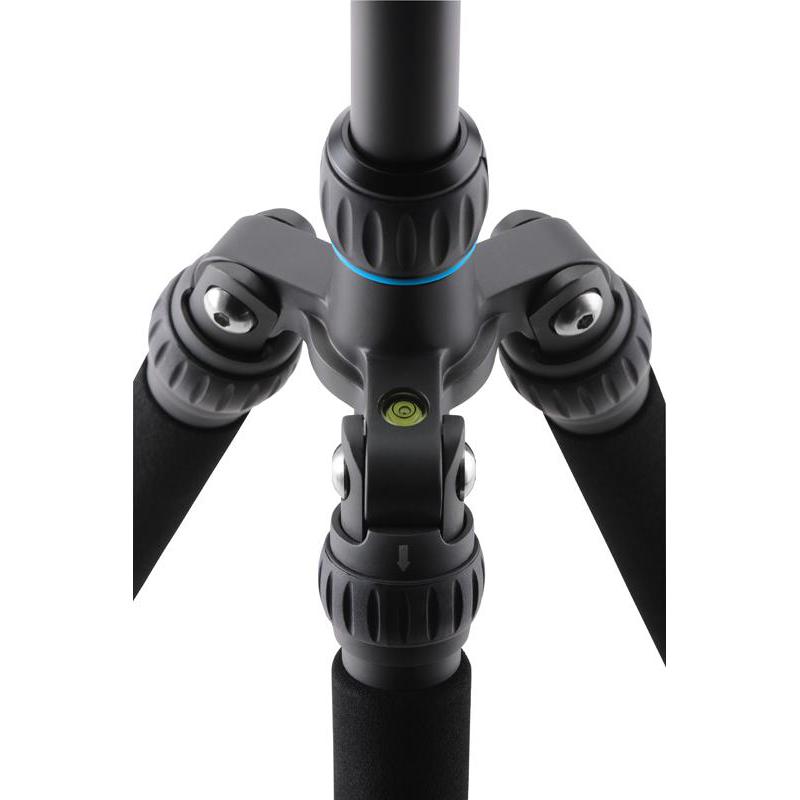 Cullmann 622T Concept One travel tripod