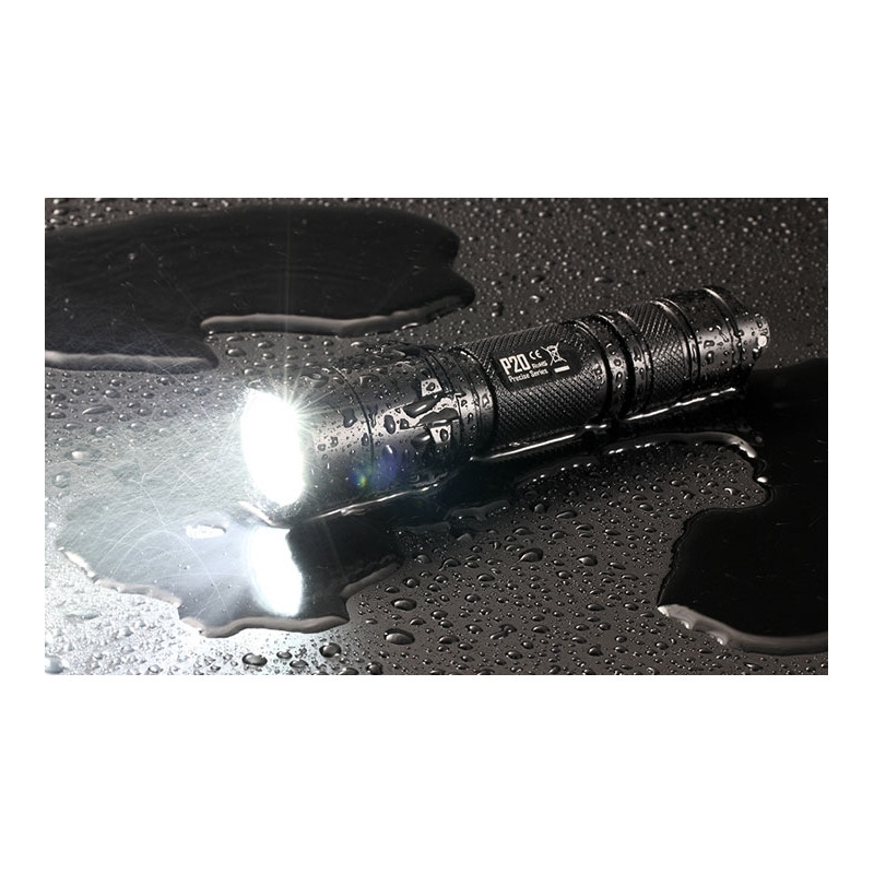 Nitecore P20 torch