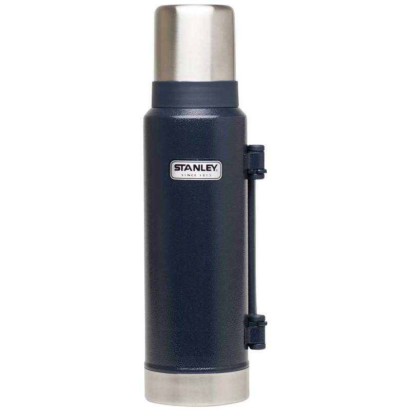 https://www.optics-pro.com/Produktbilder/zoom/55301_1/Stanley-Classic-thermos-flask-1-3l-Navy.jpg