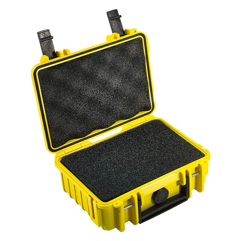 B+W Type 500 case, yellow/foam lined