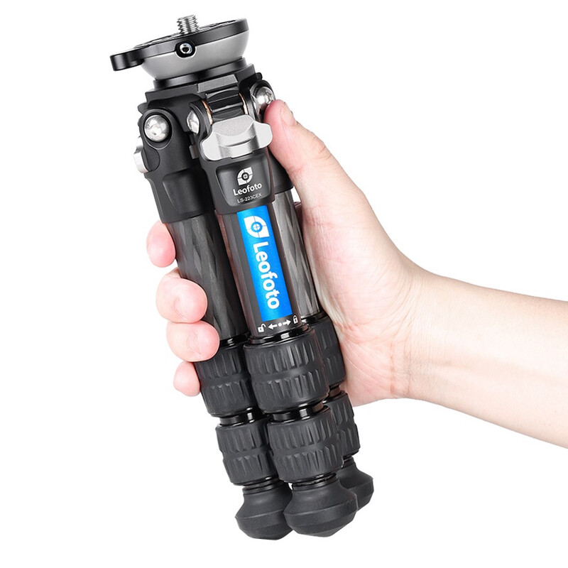Leofoto Carbon tripod LS-223CEX Ranger mit Nivellierbasis