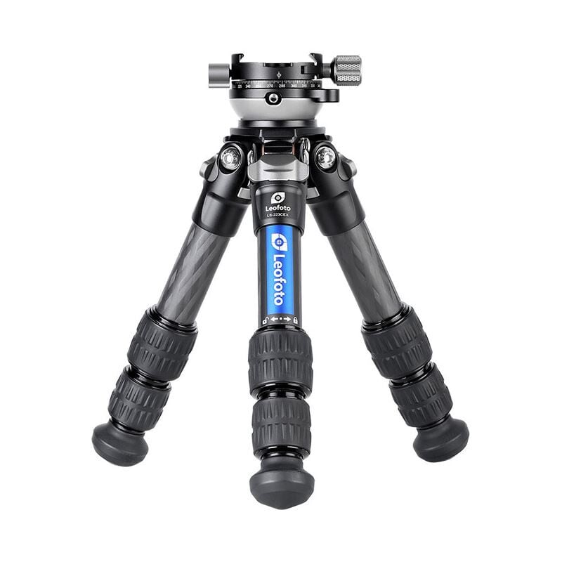 Leofoto Carbon tripod LS-223CEX Ranger with levelling tray + panoramic plate RH-0