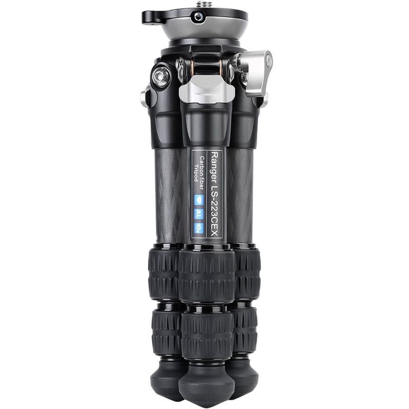 Leofoto Carbon tripod LS-223CEX Ranger with levelling tray + panoramic plate RH-0