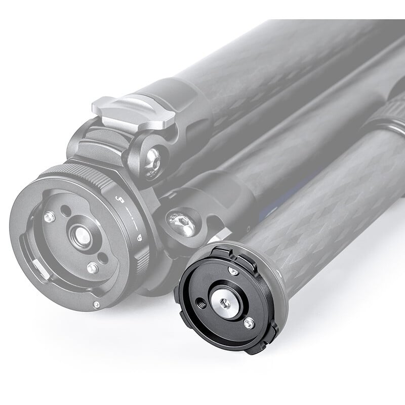 Leofoto Q70 quick-release plate