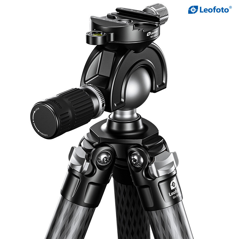 Leofoto SA-364C Carbon tripod + MH-50S Ball head