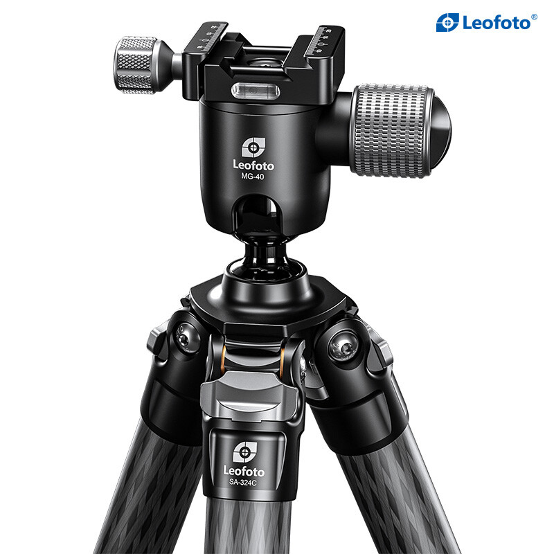 Leofoto SA-324C Carbon tripod with rifle mount MG-40