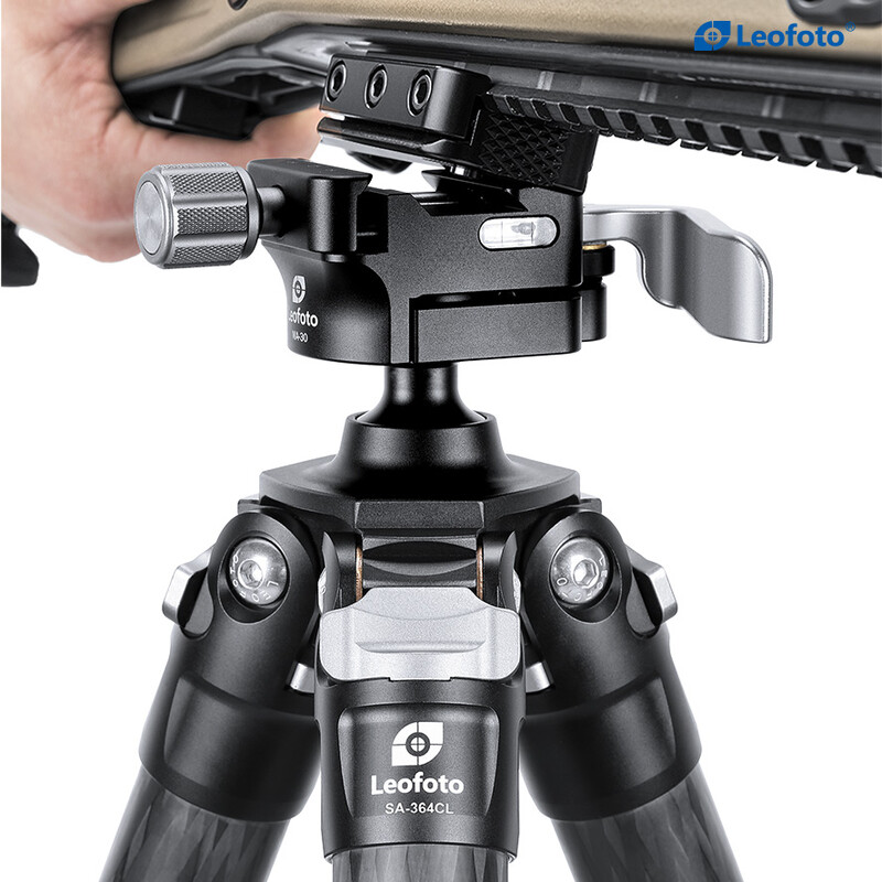 Leofoto SA-364CL Carbon tripod and MA-30 rifle mount