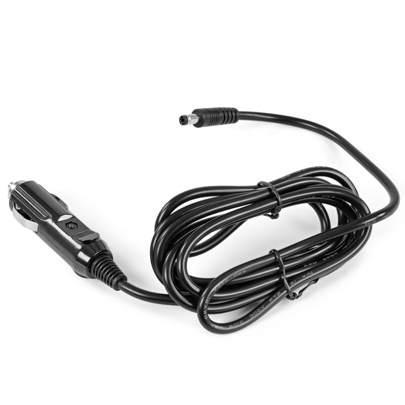 Omegon Kabel 12V 10A sigarettenaansteker - 5,5-2,1 mm 2 m