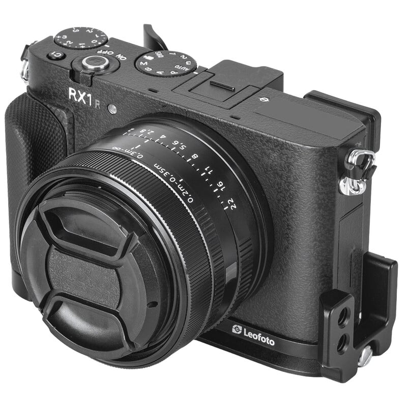 Leofoto L-bracket LPS-RX1RIII compatible with Sony RX1RIII
