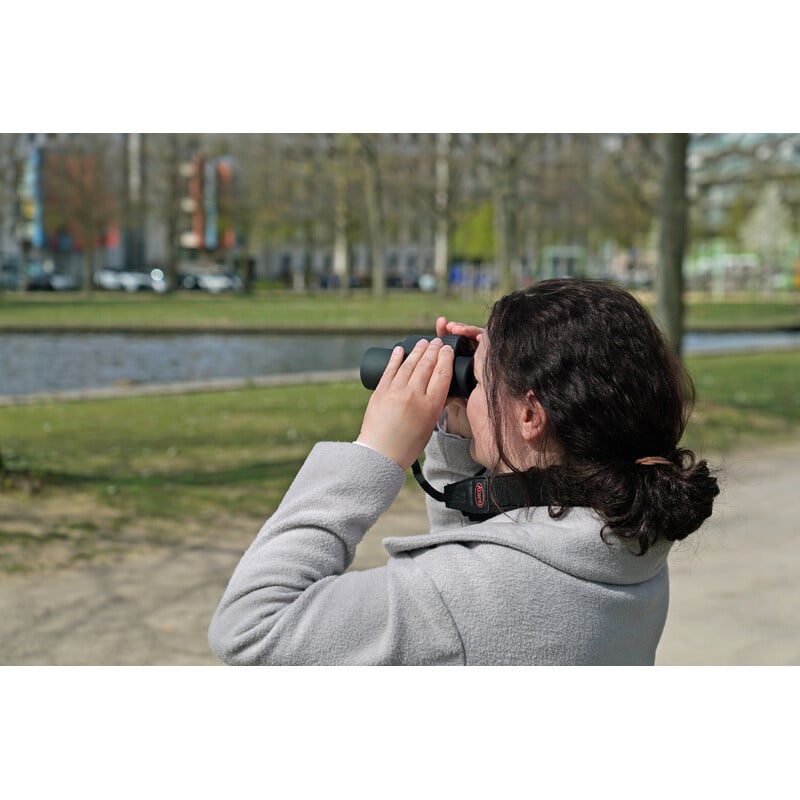 Kowa Binoculars SVIII 8x32